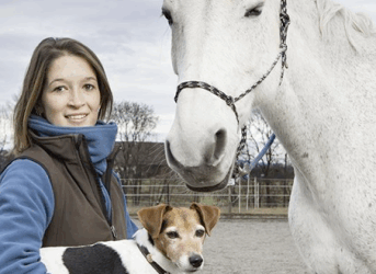 Cindy Mollard, ostéopathe pour animaux
