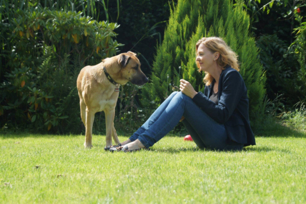 Le chien vit désormais avec elle en Allemagne